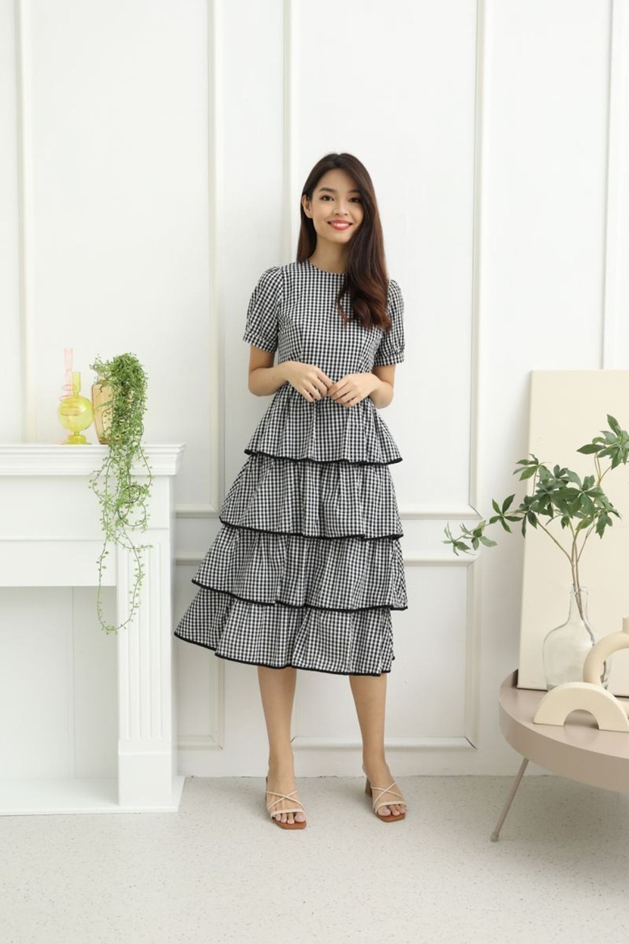 Dresses VERITAJOY | Zahara Checked Print Tier Dress In Black