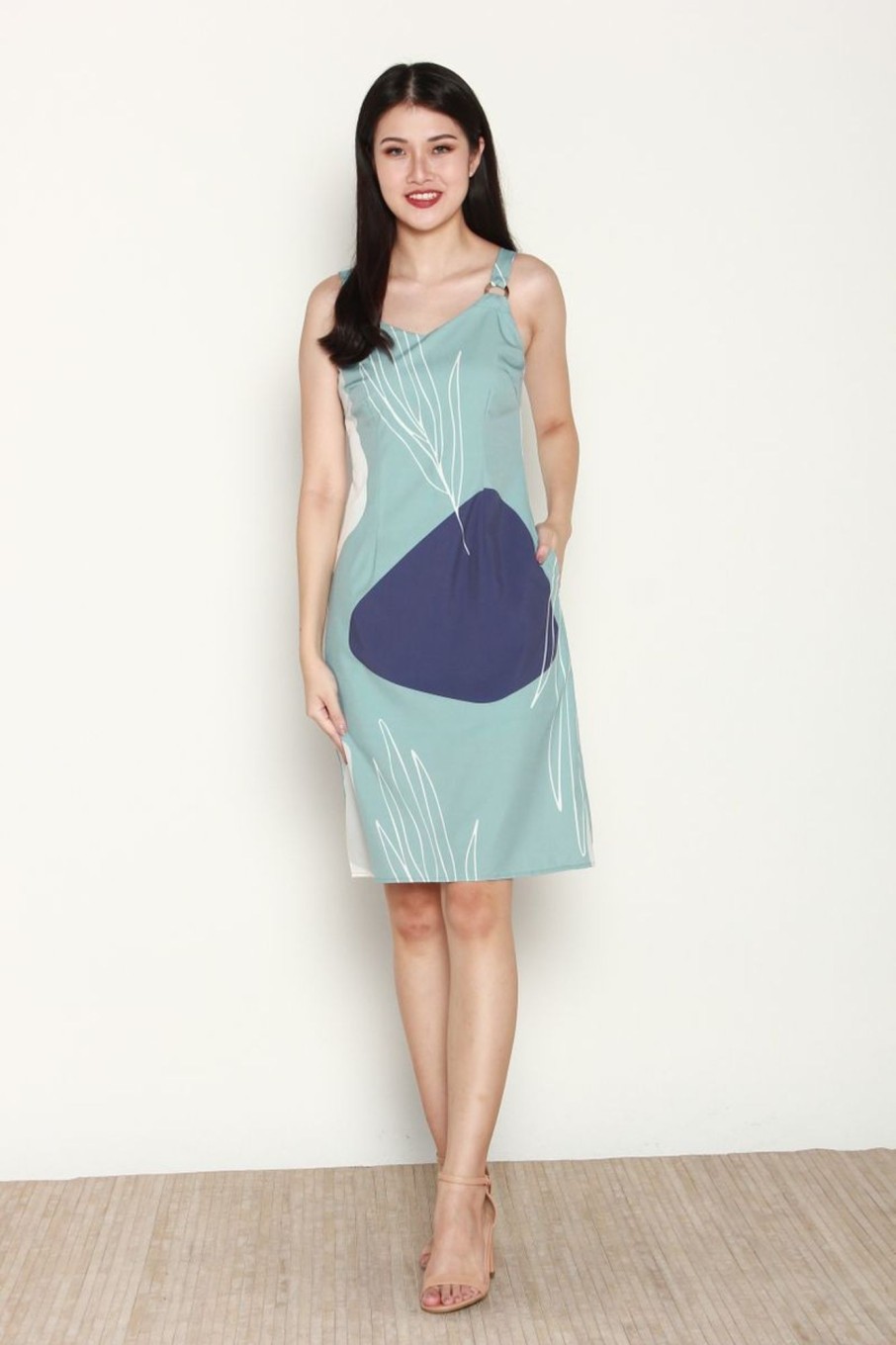 Dresses VERITAJOY | Lovise Abstract Print With Ring Dress In Green/Blue