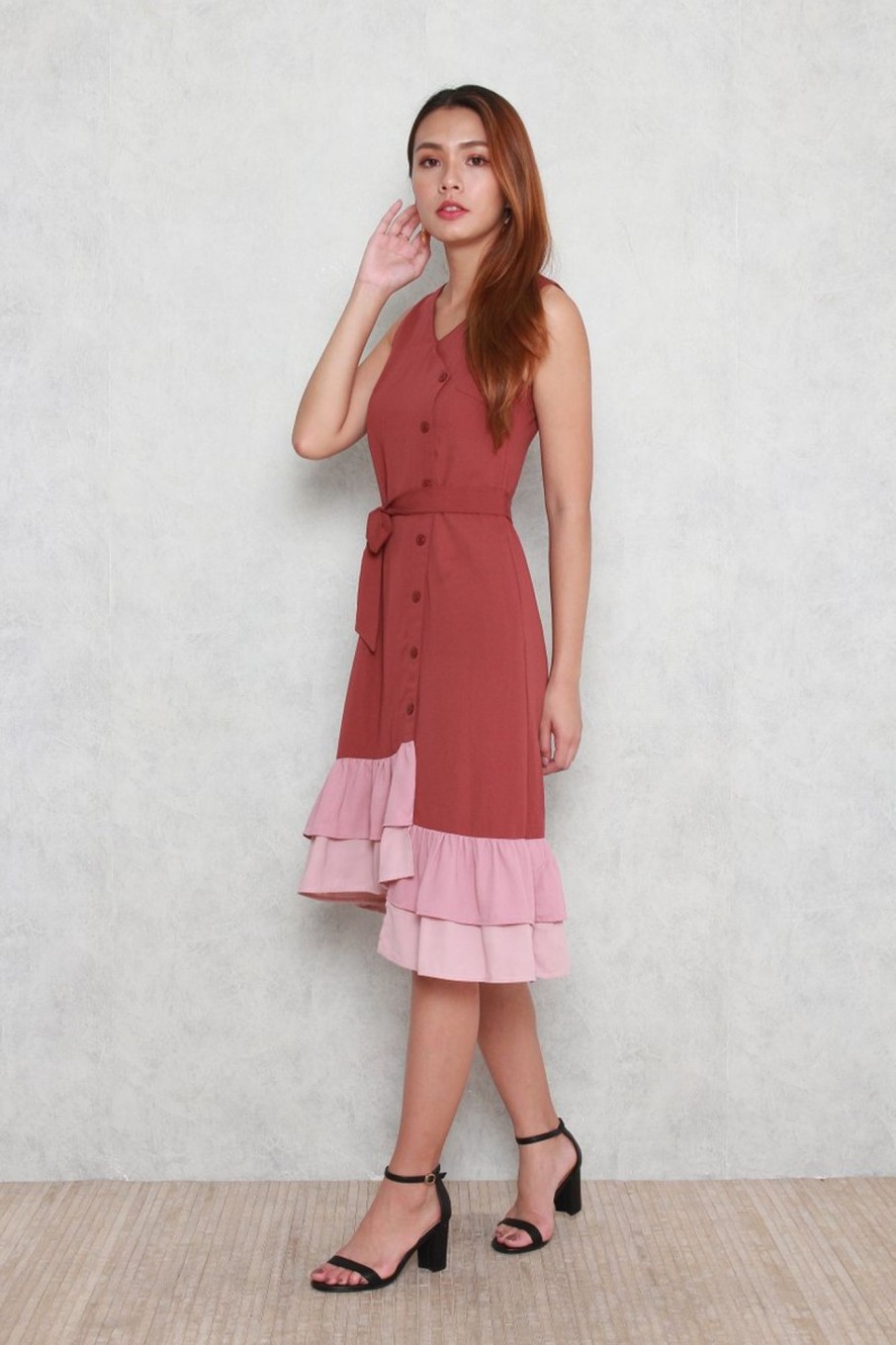 Dresses VERITAJOY | Hadley Tiered Colorblock Hem Dress In Tea Rose