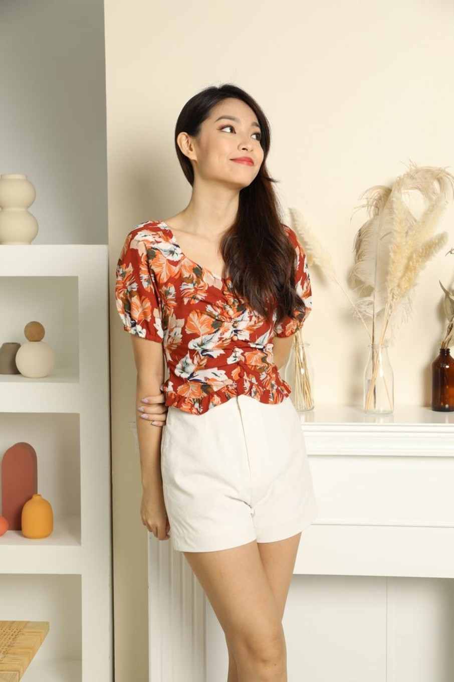 Tops VERITAJOY | Rylie Ruched Floral Top In Rust Orange