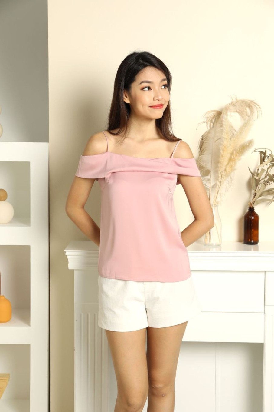 Tops VERITAJOY | Ayla Cold Shoulder Spaghetti Strap Top In Pink