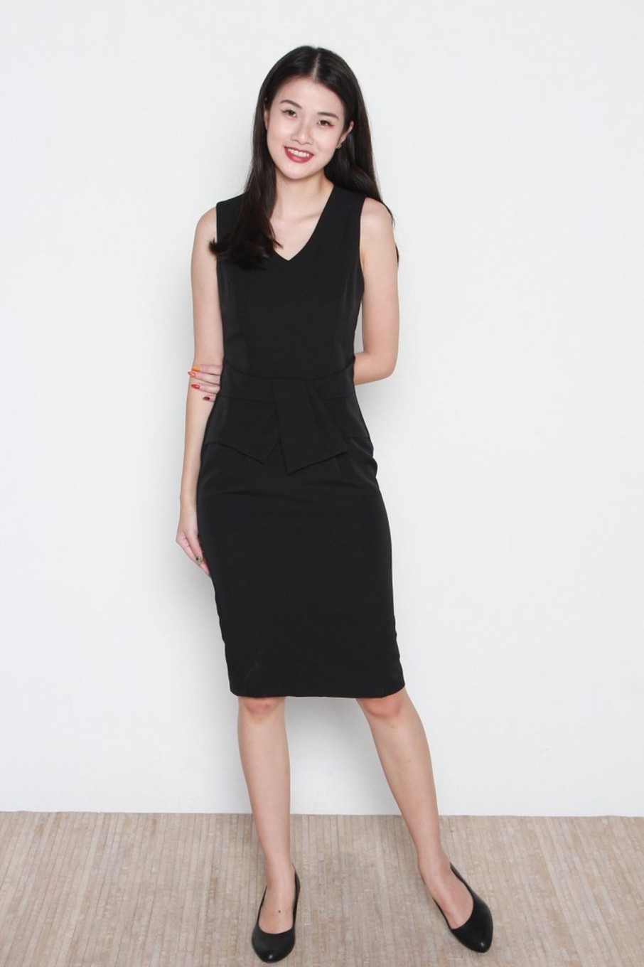 Dresses VERITAJOY | Trinity V-Neck Peplum Dress In Black