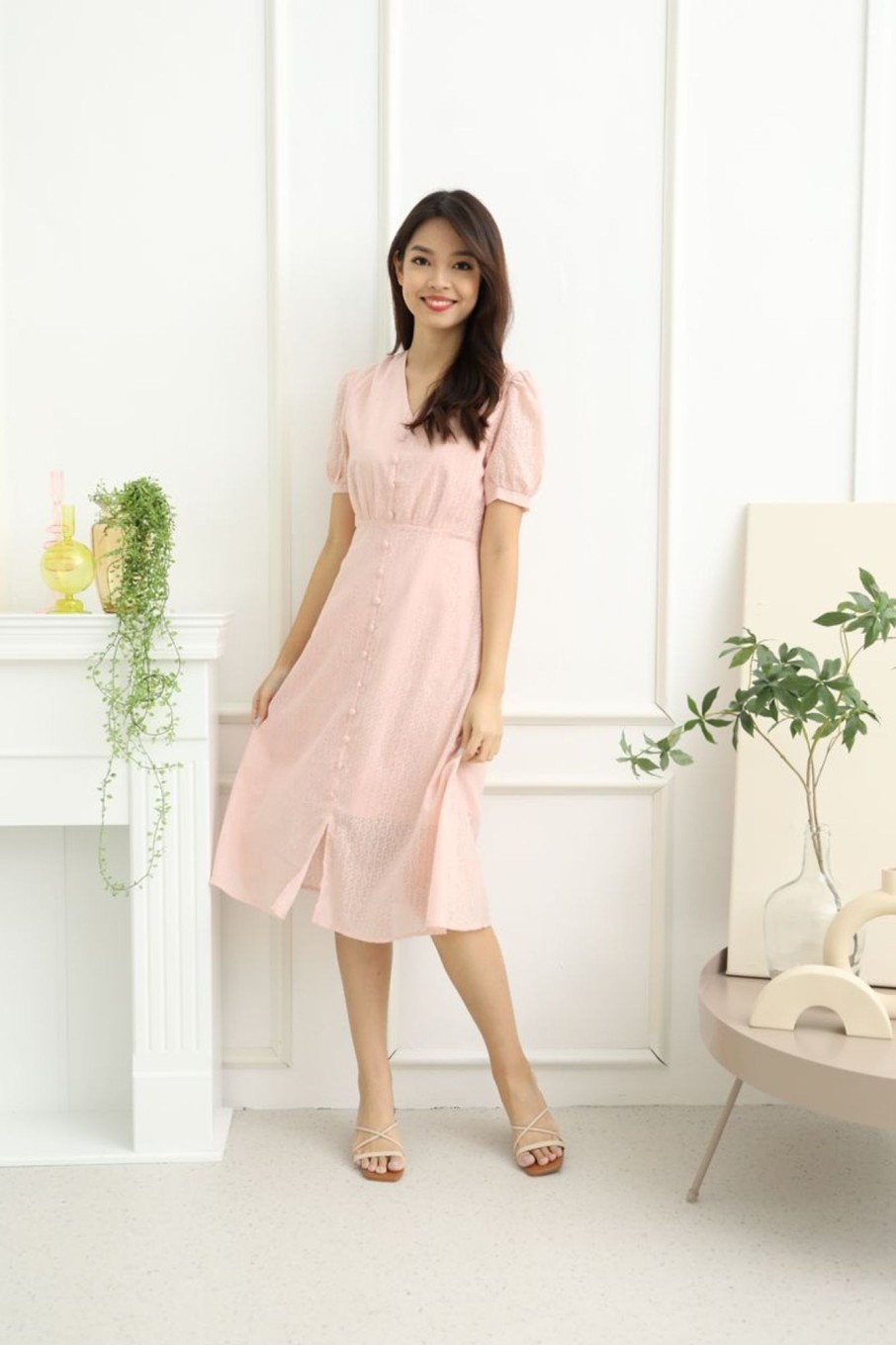 Dresses VERITAJOY | Luisa Front Button Down Sleeved Midi Dress In Pink