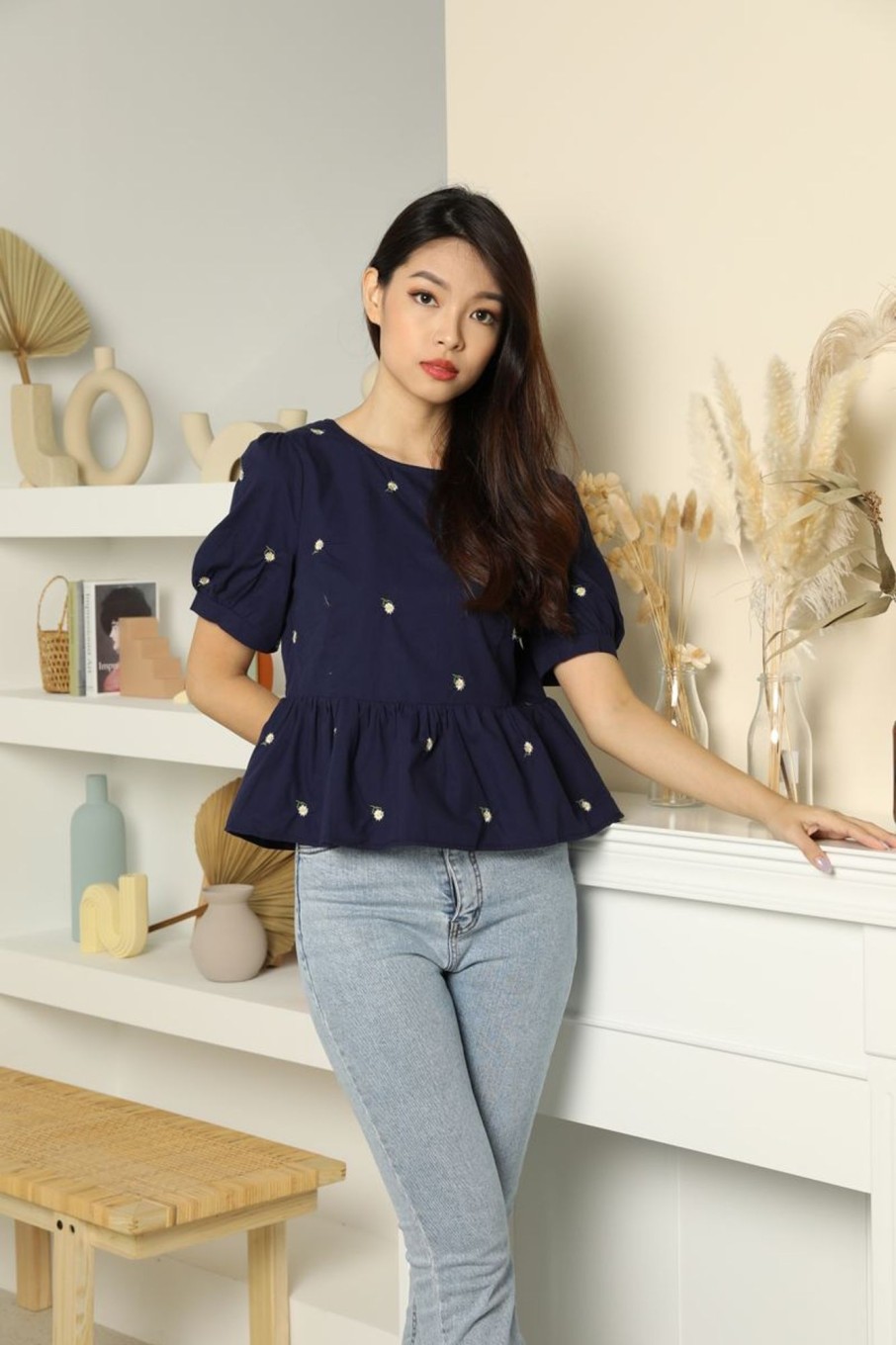 Tops VERITAJOY | Marigold Two-Way Embroidered Blouse In Navy