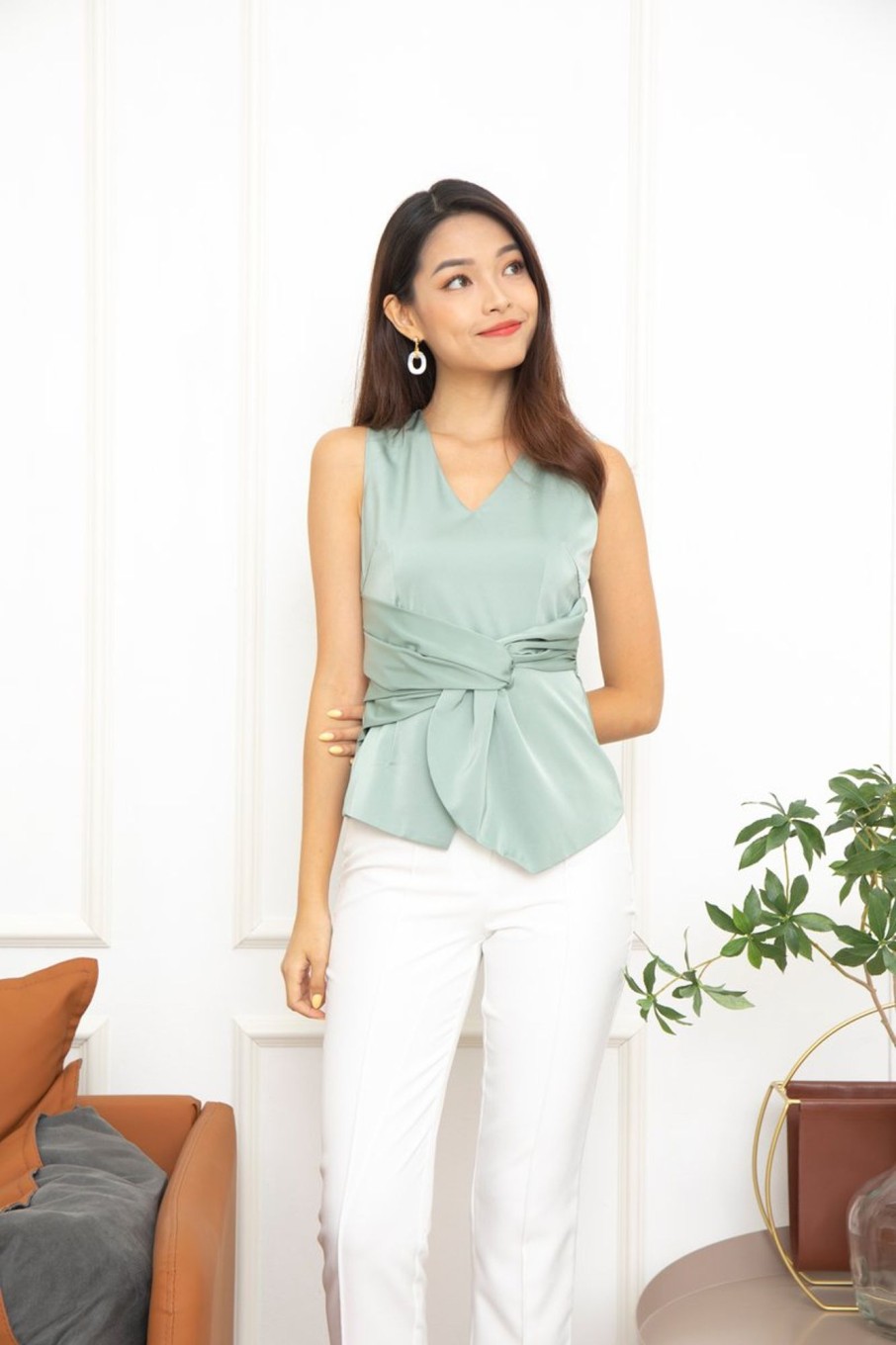 Tops VERITAJOY | Sonoma Knot Top In Sage