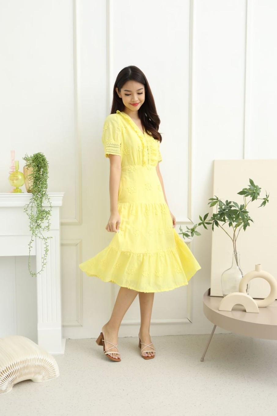 Dresses VERITAJOY | Lacey Embroidery Midi Dress In Yellow